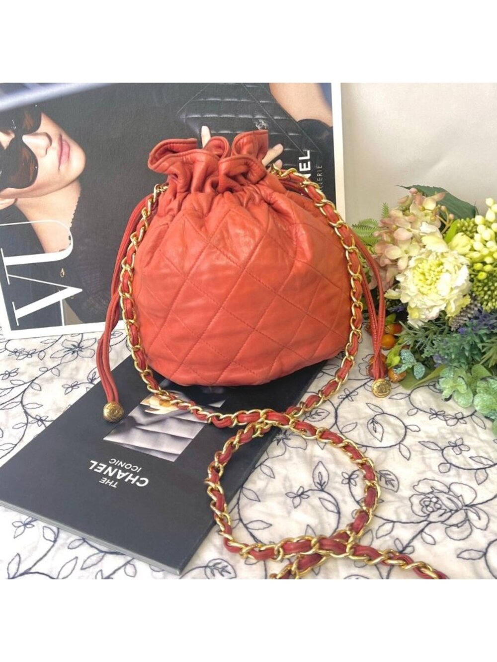Chanel Drawstring Quilted Chain Shoulder Bag
